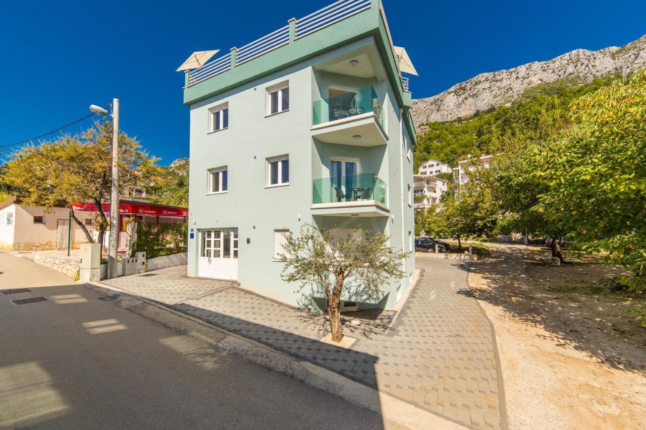 Apartments Zvonik Brist Exteriör bild